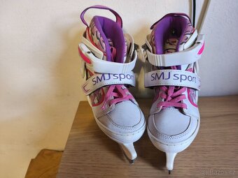 Posuvné dívčí brusle v.30-33 - 2