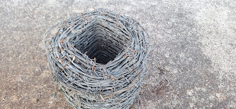 Prodám ostnatý drát - 2