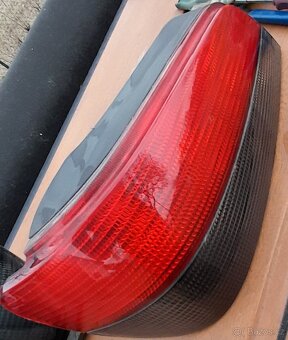 Zadní světla Peugeot 306 - 2