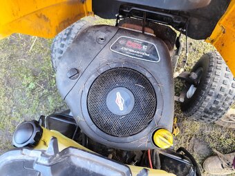 Zahradní traktůrek Stiga - 2