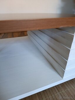 Stůl do obývacího pokoje - 2