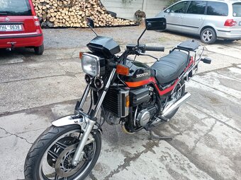 Honda VF 750 s - 2