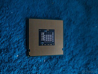 Intel Core 2 Duo E8400 (3.00 GHz, 6M Cache, socket 775) - 2