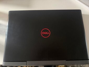 Dell Inspiron 15 7577 - 2