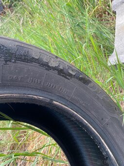 Prodám pneu dunlop - 2