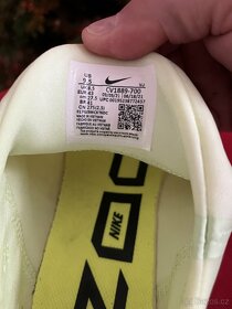 Bezecka obuv Nike ZOOMX vel 43 stélka 27,5cm - 2