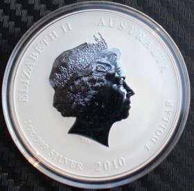 1 OZ Year of the Tiger 2010 kolorovaná stříbrná mince - 2