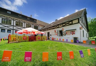 Obsluha v kiosku - letní rekreační středisko - 2