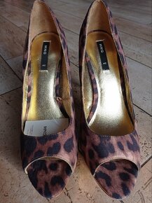 Nové, extravagantní lodičky zn.Mango, vel.40 - 2