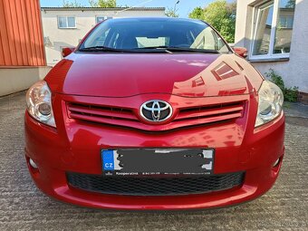 Toyota Auris 1.4 D4D 66 Kw 96 Tis Km Bez Koroze Slušní Stav - 2