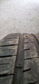 Tomket 225/40 Z R18 - 2