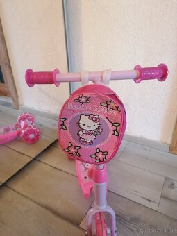 Dívčí koloběžka Hello Kitty - 2