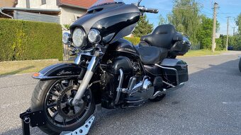 Harley Davidson Electra Glide Limited - 2