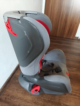 Dětská autosedačka - 2