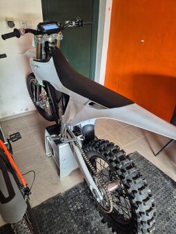 Stark Vark - 2