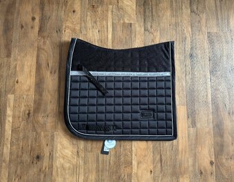 Podsedlova decka Equestrian Stockholm cerna DL - 2
