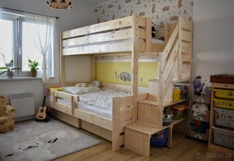 Patrová postel s bočními schody tloušťky 4cm - 2