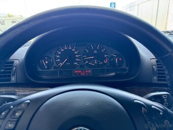 BMW e46 325xi - 2