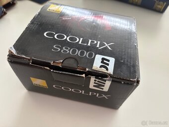 Nikon S8000 Coolpix - Nový, červený - 2