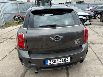 Mini cooper countryman S. 1.6 turbo aut. 2014 pojizdne - 2