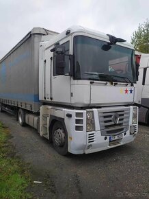 RENAULT MAGNUM - 2