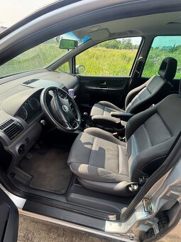 Vw sharan camper 6 míst - 2
