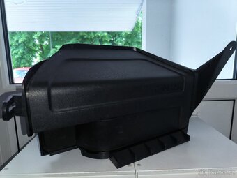 Subwoofer Škoda Octavia III – systém Canton (r.v. 2013–2020) - 2