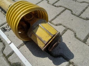 KARDAN S PŘETĚŽOVACÍ SPOJKOU - 2
