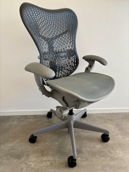 Špičková kancelářská židle Herman Miller Mirra - jako nová - 2