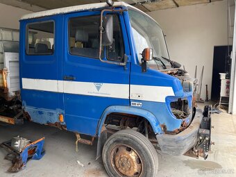 mercedes benz vario 4x4 - 2