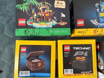 Lego GWP a Insiders sety - 2