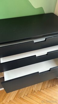Černá šuplíková komoda IKEA 80cm za odvoz - 2