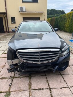 Mercedes C200D r.v 2016 najeto 110 tis km - 2