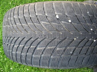 PRODÁM ZIMNÍ PNEU 245/40R18 NOKIAN WRSnowproof P 97V 2x - 2