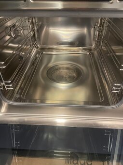 Parní trouba Siemens hb6b80c0 - použítá - 2