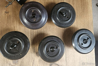 Bakelitové vypínače - 2