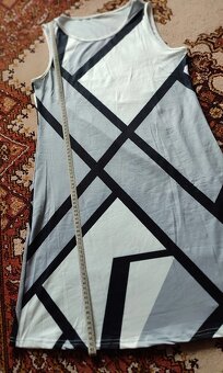 Letní šaty v. M - 2