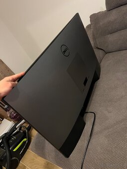 Prodám Dell UltraSharp 43” 4K Monitor (model P4317Q). - 2