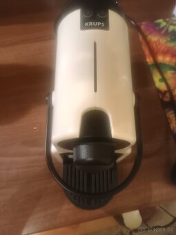 Nespresso De'Longhi Inissia Creamy White - 2