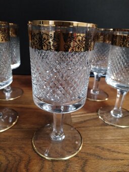 Skleničky na víno 6 kusů. - 2