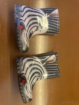 Holinky Demar vel. 22/23 - 2