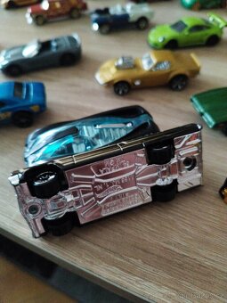 Hot wheels autíčka 36 ks - 2
