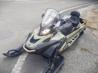 Lynx 69 Yeti Army 600 E-tec - 2