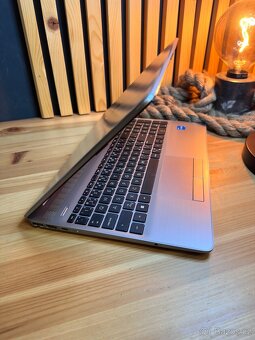 Notebook HP 250 G8 - 2