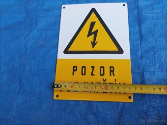 Smaltovaná cedulka "Pozor pod napětím" - 2