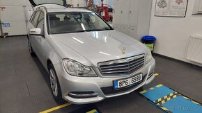 Mercedes Benz C 180 benzin, krásný stav, nová STK - 2