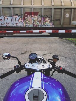 Triumph speed triple - 2