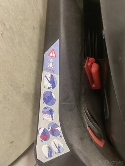 Dětská autosedačka chicco - 2