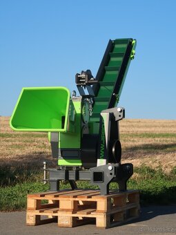 štěpkovac špalíkovač za traktor do120mm s dopravnikem - 2