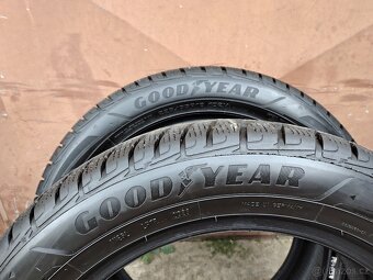 225/55 r18 zánovní zimní 8 mm 2023 - 2